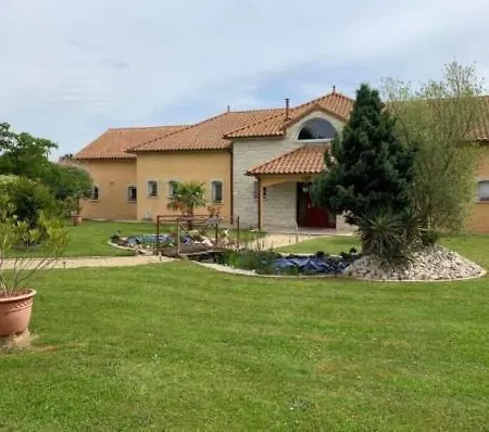 Holiday home Maison Familiale *